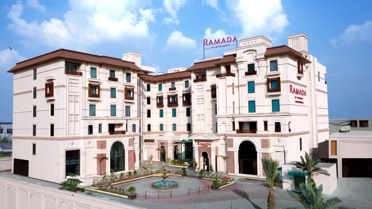 Hotel Ramada By Wyndham Lahore Gulberg II Exterior foto